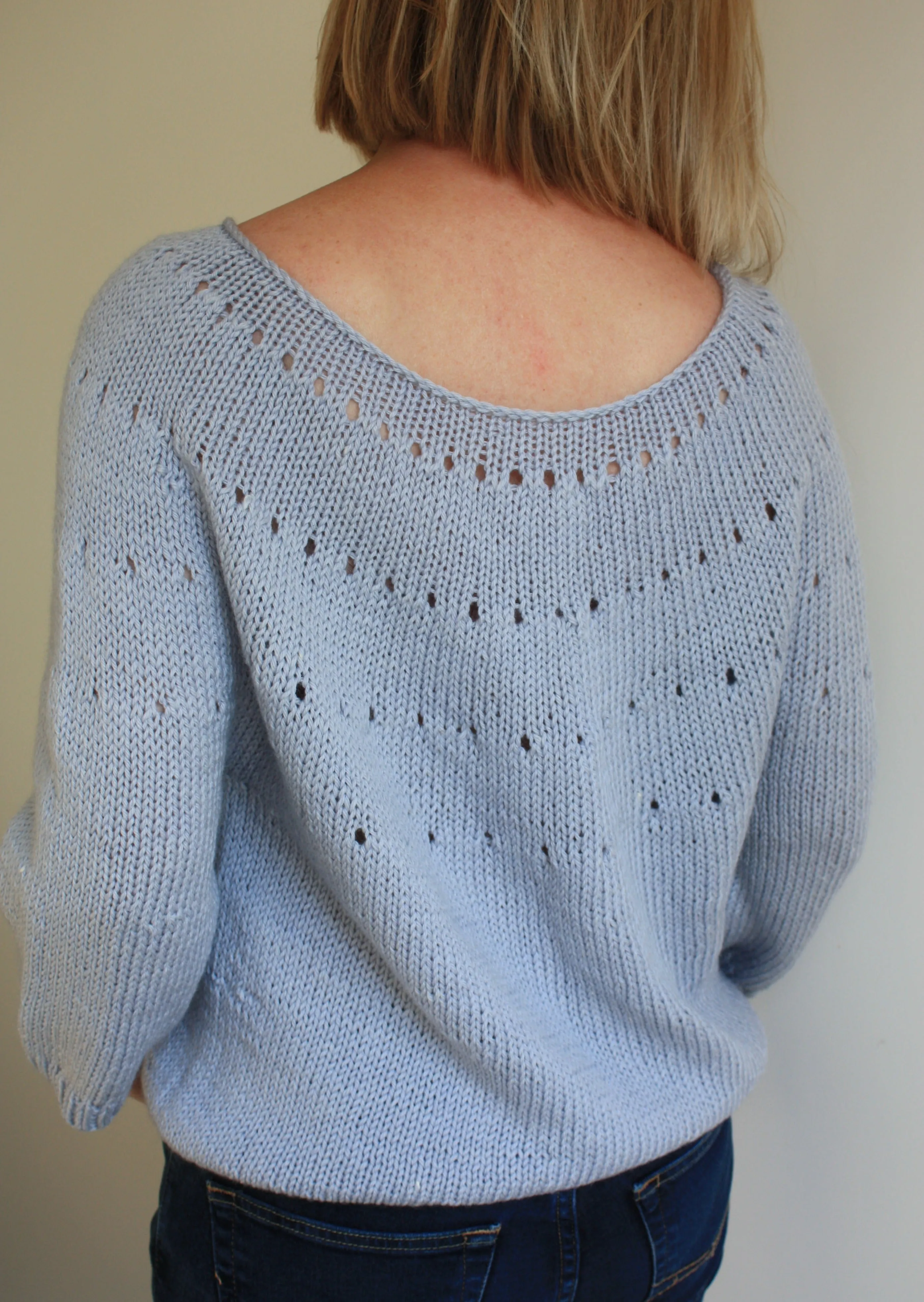 Easy Sweater Knitting Pattern - La Monnaie Blouse