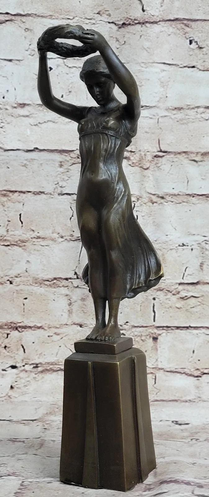 European Vienna Girl Bronze Sculpture Hot Cast Detailed Statue Figurine Figure