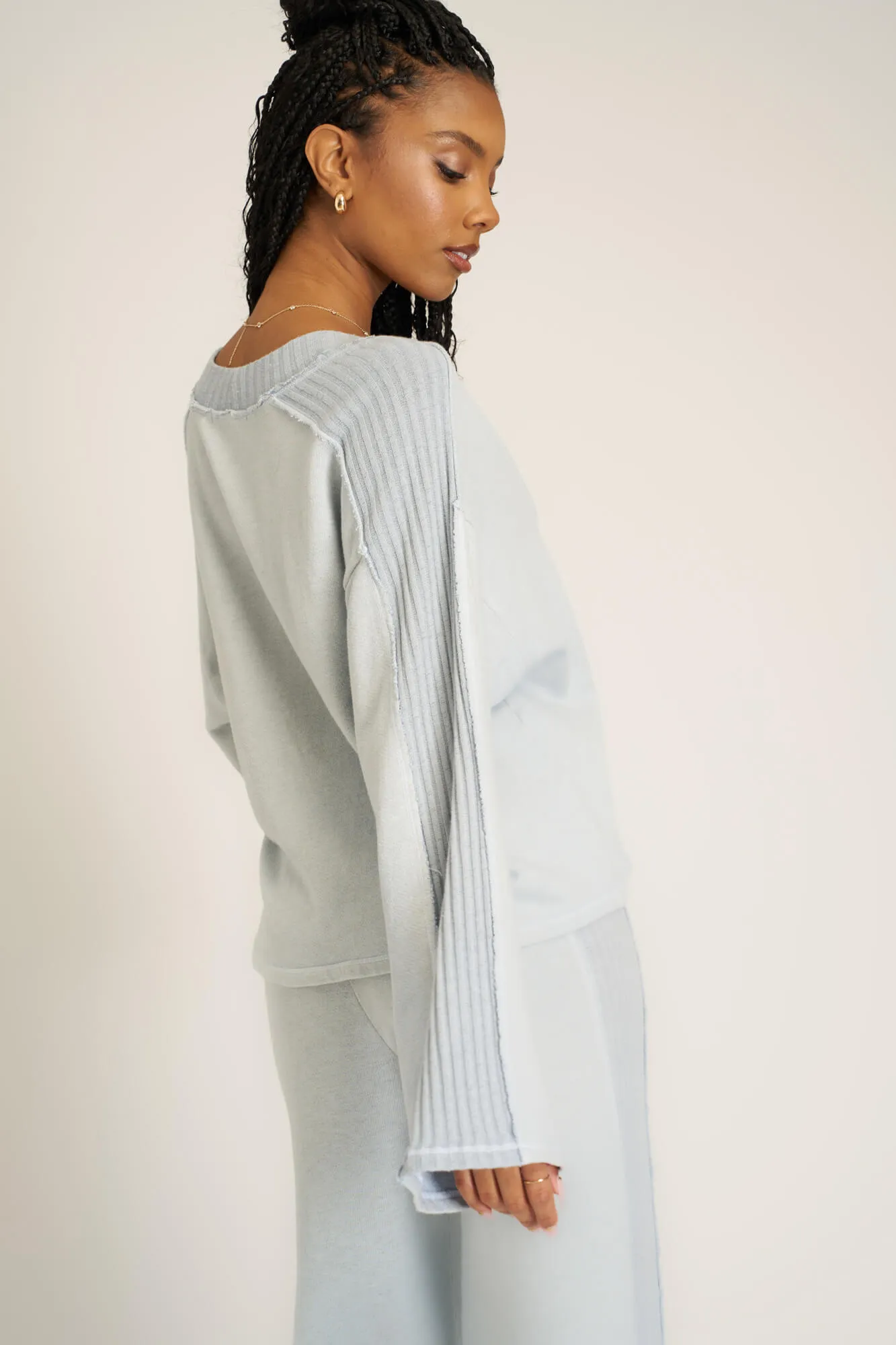 Get Ready Mixed V-Neck Pullover - Blue Dusk