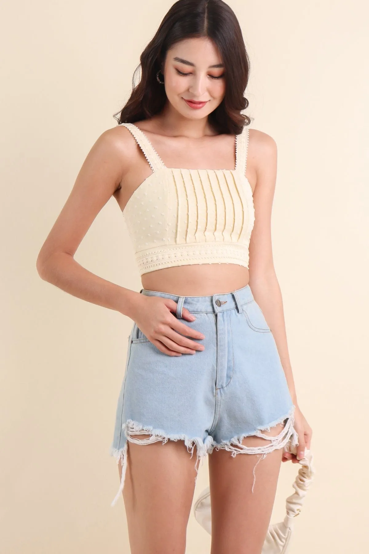 LEYLIA SWISS DOT CROP TOP IN PALE DAFFODIL