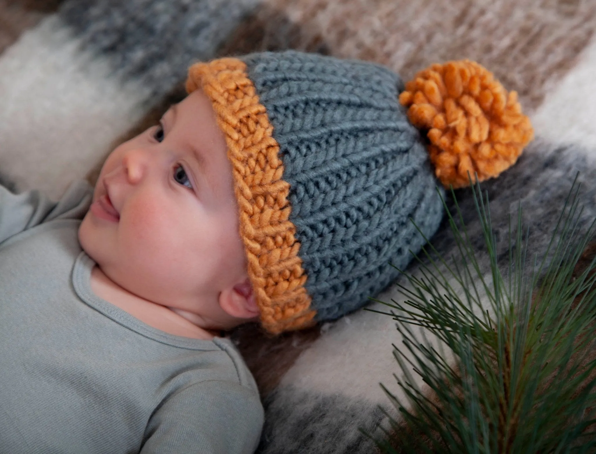 Traveller Chunky Beanie Slate