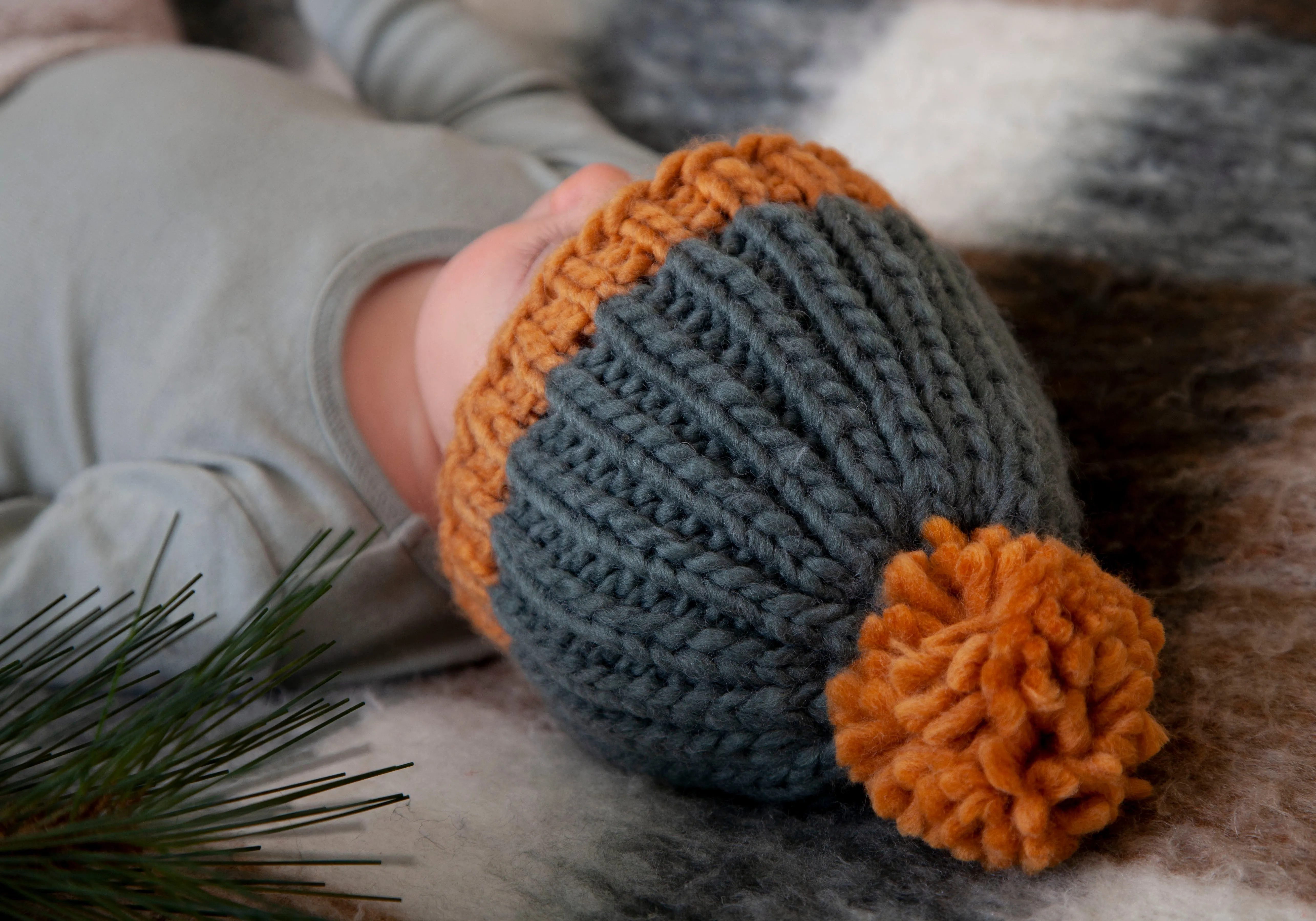 Traveller Chunky Beanie Slate